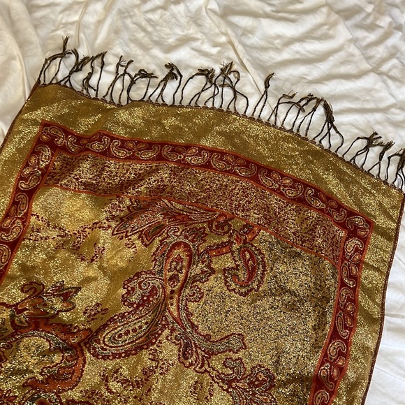 XL Pashmina & Silk Scarf - Picture 2 of 5